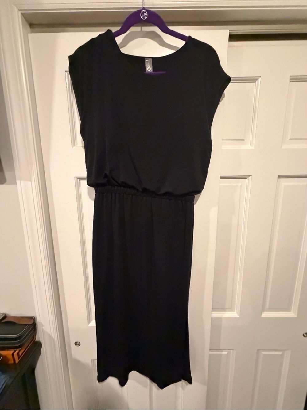 Lou & Grey Black Elastic-Waist Midi Dress